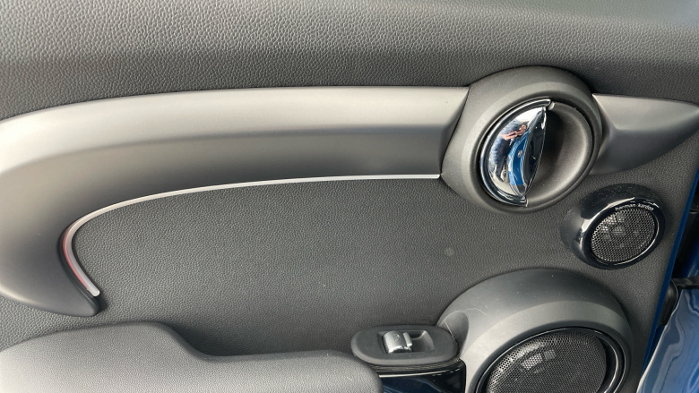 MINI Hatchback 2.0 Cooper S Exclusive Premium Plus 5dr Auto Petrol Hatchback